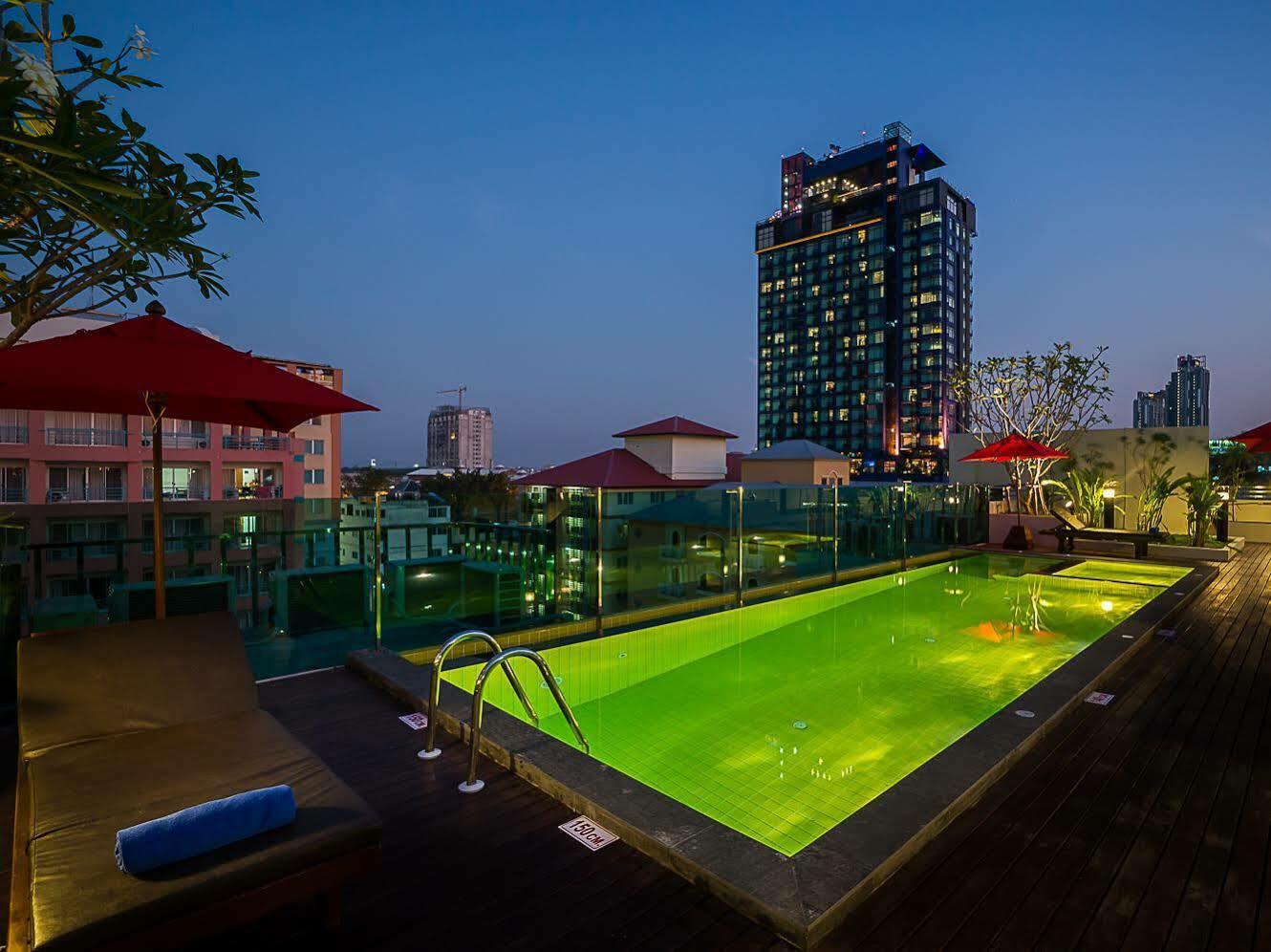 Sunshine Hip Hotel Паттайя Экстерьер фото
